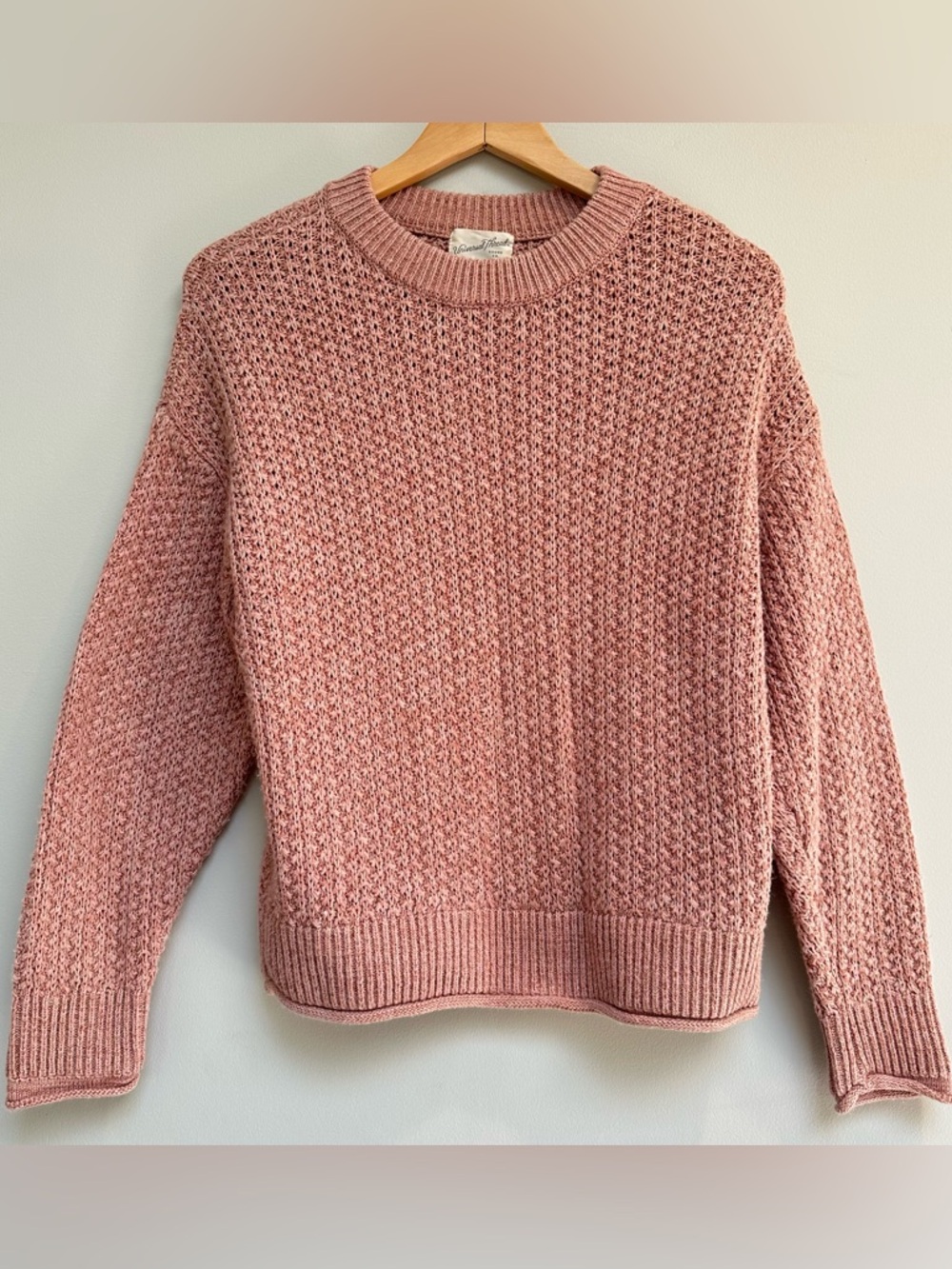 Universal Thread | Textured Knit Crewneck Sweater | Pink | Women’s Size XS